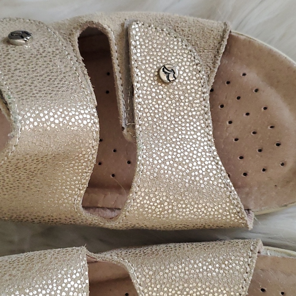 Fly Flot anatomic anti shock comfort mules sandals gold size 8 - Picture 7 of 16